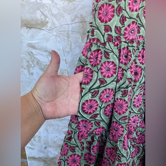 CJ LAING COTTON FLORAL DRESS SIZE MEDIUM - Picture 4 of 9